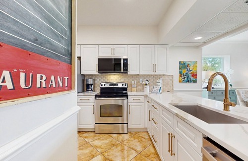 Rosemary Beach Condo | Amazing High Pointe condo with grill, hot tub, pool, tennis & pickleball