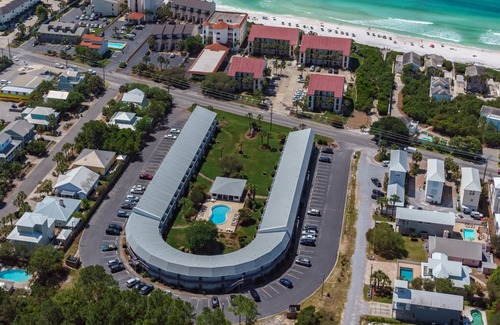 Seagrove Beach Apartment | Apartment ∙ 4 guests