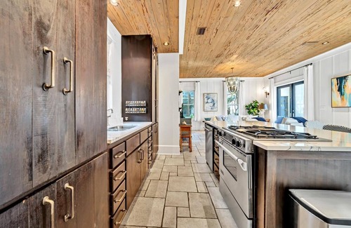 Rosemary Beach House | Barbarossa: Beautifully Decorated 4BR Home - South of 30A - Private Pool!