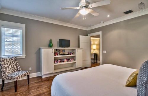 WaterSound West Beach House | Captain's Cottage