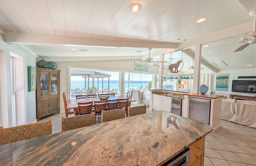 Seagrove Beach House | East of the Sun, Gulf Front! Next to Seaside, Available October 25 - Nov 13!