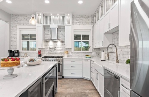 Village of Sugar Beach House | GorgeousNew! Seagove, steps, to beach sleeps 16, pool, sauna, entertainmnt deck