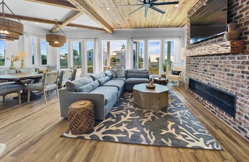 San Juan House | House ∙ 7 bedrooms ∙ 36 guests