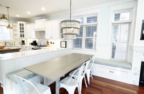Seagrove Beach House | Rooftop Deck W/Town Views, + 2 Adult Bikes! - Pet Friendly