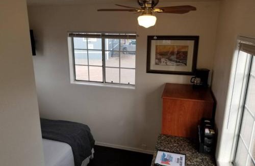 Valle House | 072B Affordable Retreat nr South Rim No Kitchenette - Sleeps 4