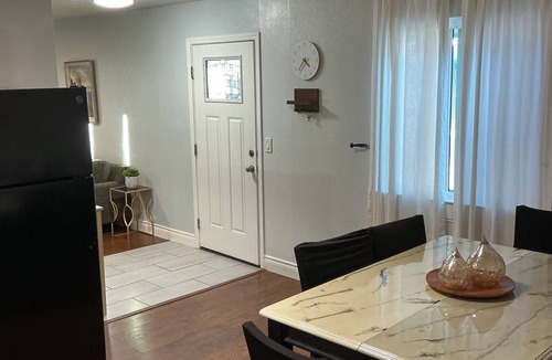 Northgate House | 1-bedroom 1 bath guest house in Sacramento