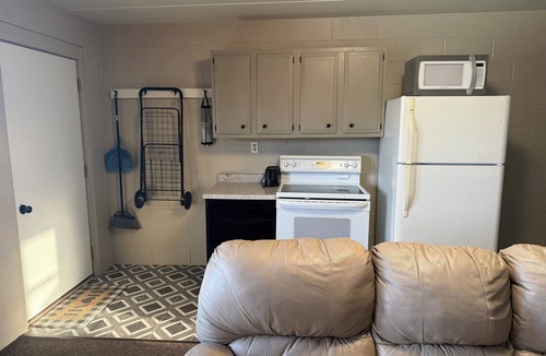 Sheldon Apartment | #1 studio with AC in Sheldon