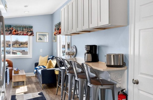 Groton House | 11 Bedroom Tranquil Waterfront Getaway