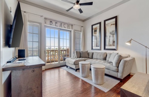 Seacrest Beach Condo | 114 m² Condo ∙ 3 bedrooms ∙ 6 guests