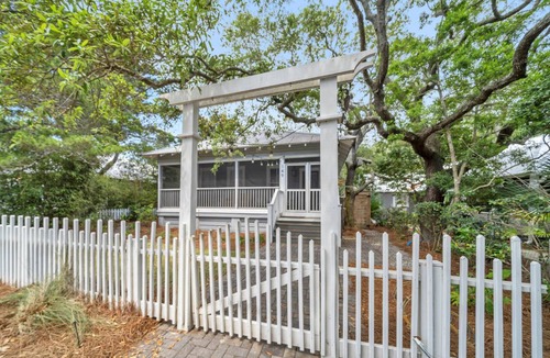 Grayton Beach House | 117 m² House ∙ 3 bedrooms ∙ 9 guests