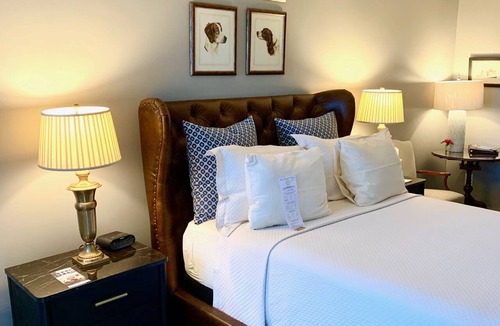 Macon Bed & Breakfast | 1842 Inn