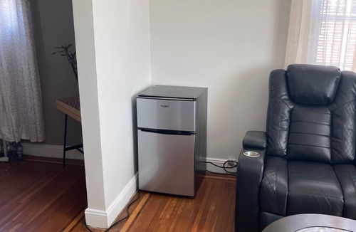 Alden Manor House | 1st floor 2 bedroom house with AC in Elmont NY walking distance to the UBS ARENA