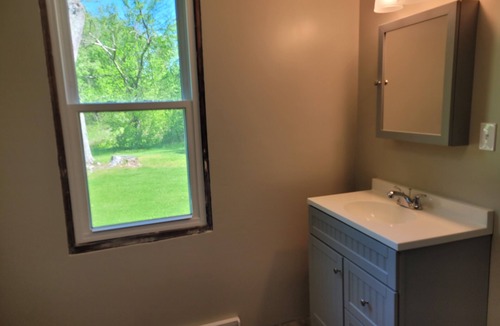 West Springfield House | 2-bedroom country house in West Springfield, PA with WiFi, AC