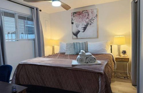 Manito Apartment | 2 King beds Queen Sleeper Sacred Hear Downtown