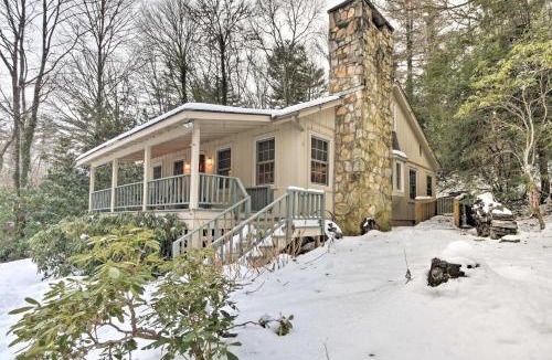 Mirror Lake House | 2 Living Areas + Fireplace: Mirror Lake Cottage!