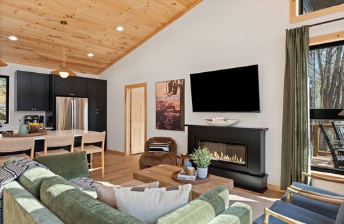 Wardensville Cabin | 2 Living Areas, Hot Tub, Fire Pits, Deck & More