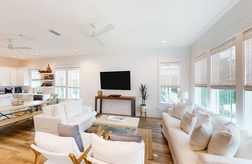 Seagrove Beach House | 208 m² House ∙ 4 bedrooms ∙ 10 guests