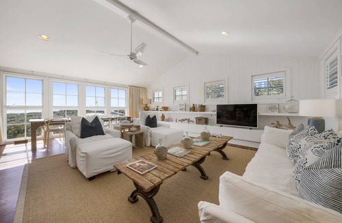 Seaside House | 255 m² House ∙ 3 bedrooms ∙ 8 guests
