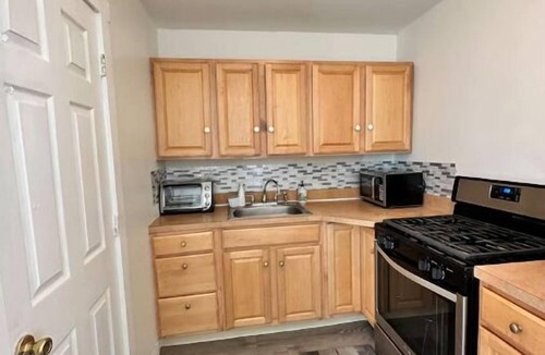 Wildwood Cottage | 2BR Cottage 3 blocks to the beach- walking distance to everything in town