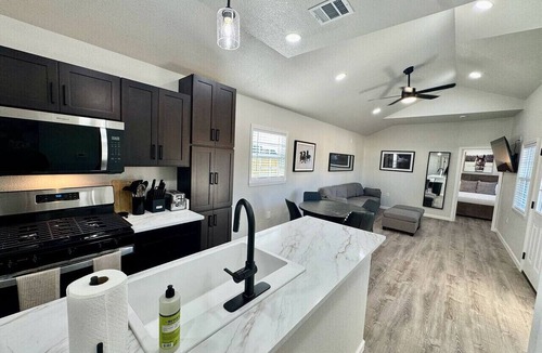 Georgetown House | 2BR Tiny House w/Private Laundry | Family-Friendly Nature Retreat