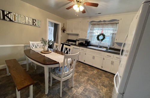 Laurel House | 3 bedroom cozy yet spacious home w/in-ground pool