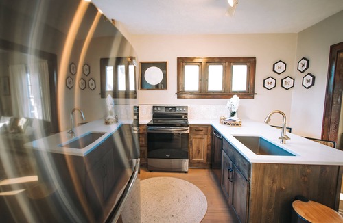Sioux Falls House | 3 Min to downtown & Falls Park, 10 min to Airport - Clean King Bed Home
