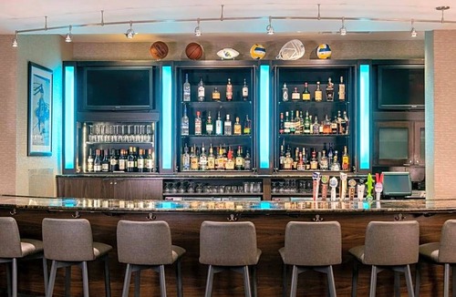 Newark Hotel | 3-Star Hotel ∙ Courtyard by Marriott Newark-University of Delaware