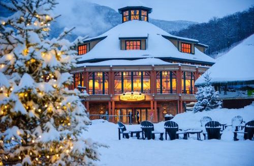 Stowe Area Resort | 323 Studio Spruce Peak Lodge At Stowe Mt Resort Sleeps 4