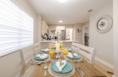 Flagami House | 3BDR Modern/Top Location/Terrace/10min Airport and Coral Gables