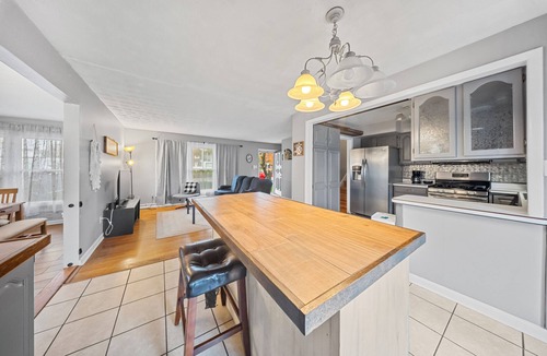 Ashland House | 4-bedroom, 2-bathroom house with AC in charming Ashland