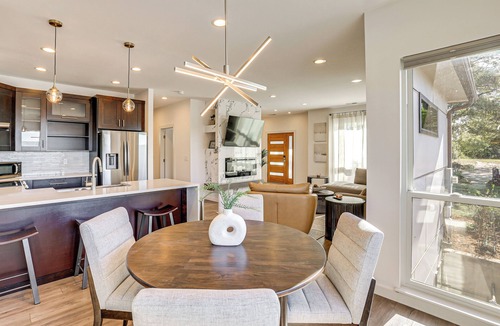 Greenville House | 4 Mi to Dtwn Greenville: Group-Ready Home w/Yard