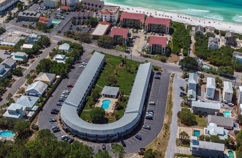 Seagrove Beach Apartment | 47 m² Apartment ∙ 4 guests