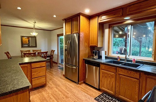Rock Creek House | 4BR Comfort Home 3 Baths King Beds Fully Equipped + Big Fenced Yard