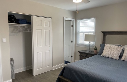 New Castle House | 5 Bedroom Townhome near UD campus
