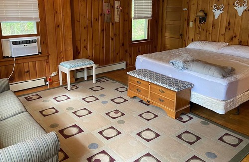 Eagle River House | 5 star lakefront with limited rentals!