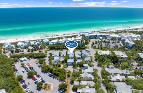 Beach District House | 502 m² House ∙ 7 bedrooms ∙ 16 guests