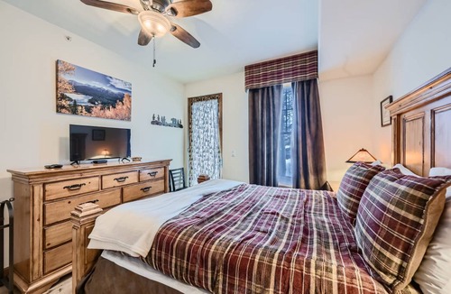 The Highlands Condo | 54 m² Condo ∙ 1 bedroom ∙ 4 guests