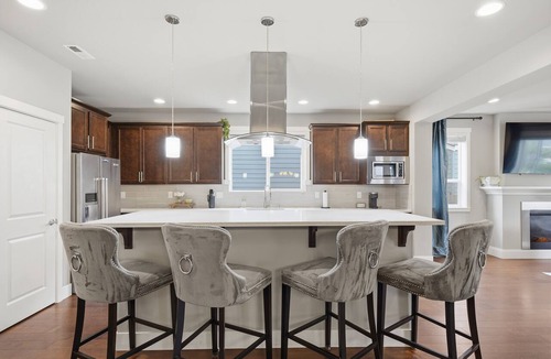 Northeast Tacoma House | 5BR Home near Tacoma Dome & Wild Waves-Sleeps 14