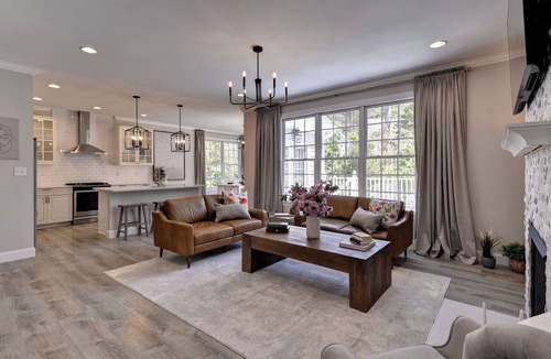 Williamsburg House | 5BR Near Colonial Williamsburg & Busch Gardens, Gated,Pet-Friendly With Pool