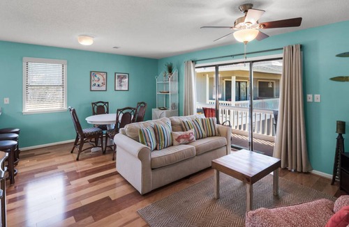 Seagrove Beach Apartment | 60 m² Apartment ∙ 1 bedroom ∙ 4 guests