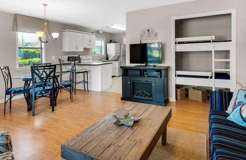 Seagrove Beach Apartment | 60 m² Apartment ∙ 1 bedroom ∙ 6 guests
