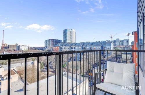 West Campus Apartment | 6BR 4BA West Campus Group Stay Walk to UT, SXSW and Downtown by Austin Vacay