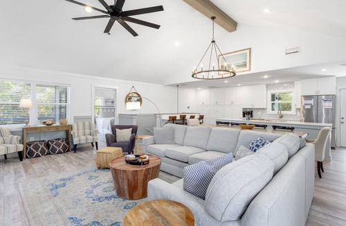 Gulf Trace House | 6BR, Private Pool, Close to the Beach, Bikes, Kayak, SUP!