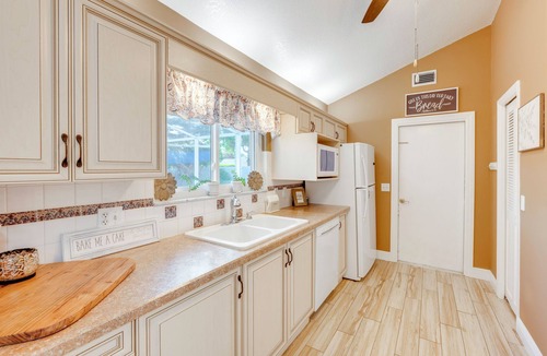 Port Orange House | 8 Mi to Beach! Daytona Area Home w/Private Pool