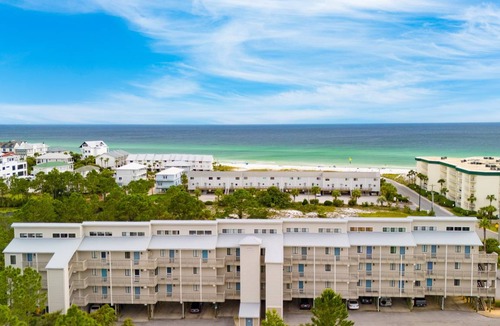 Seagrove Beach House | 93 m² House ∙ 2 bedrooms ∙ 9 guests