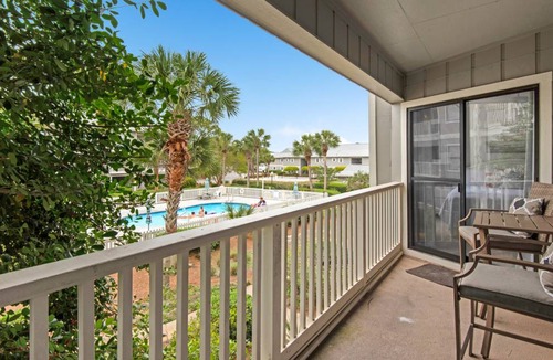 Seagrove Beach Apartment | 96 m² Apartment ∙ 3 bedrooms ∙ 6 guests