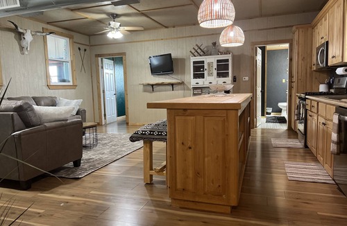 McGregor Cabin | A&E Cabin the ORIGINAL Barndominium in The ❤️ of Texas.