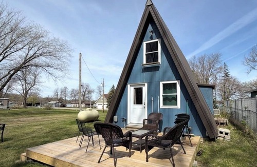 Alexandria Cabin | A-frame, Fireplace,Private Lake Lot, Dock, Kayaks.