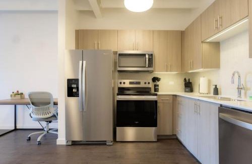 Washington Apartment | Above The Roots - Stylish 1BD on the Square