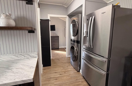 Monteagle House | Adorable 1-bedroom tiny home with AC and fire place in charming Monteagle